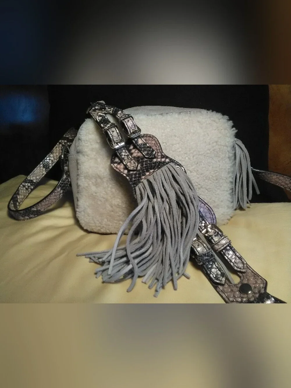LK. NEW *BEIGE* SAM EDELMAN LEATHER & Shearling Crossbody Bag W/ Fringe Strap